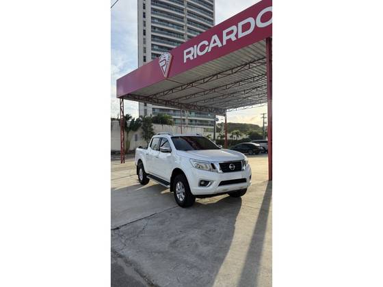 NISSAN FRONTIER 2.3 16V TURBO DIESEL LE CD 4X4 AUTOMÁTICO